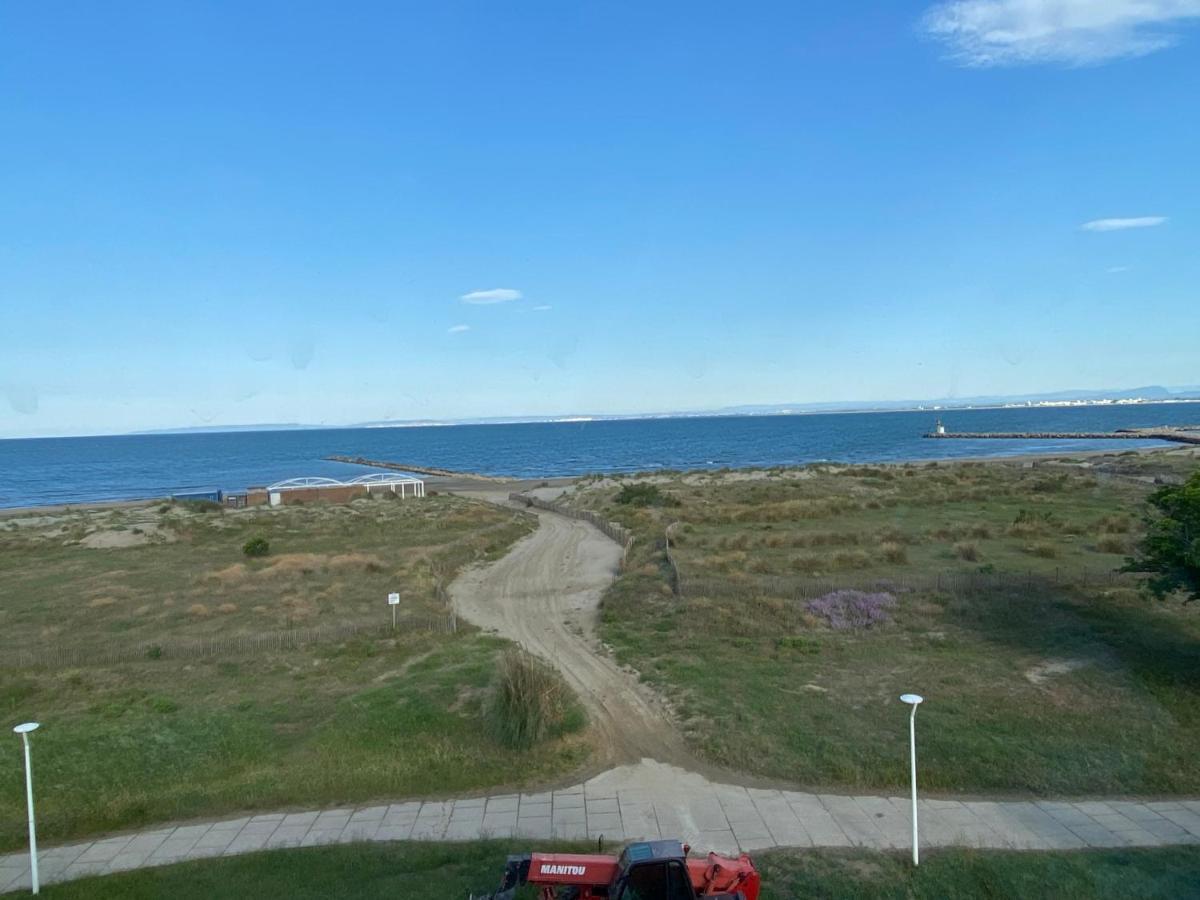 Studio front de mer avec vue mer panoramique ! Le Grau-du-Roi Extérieur photo