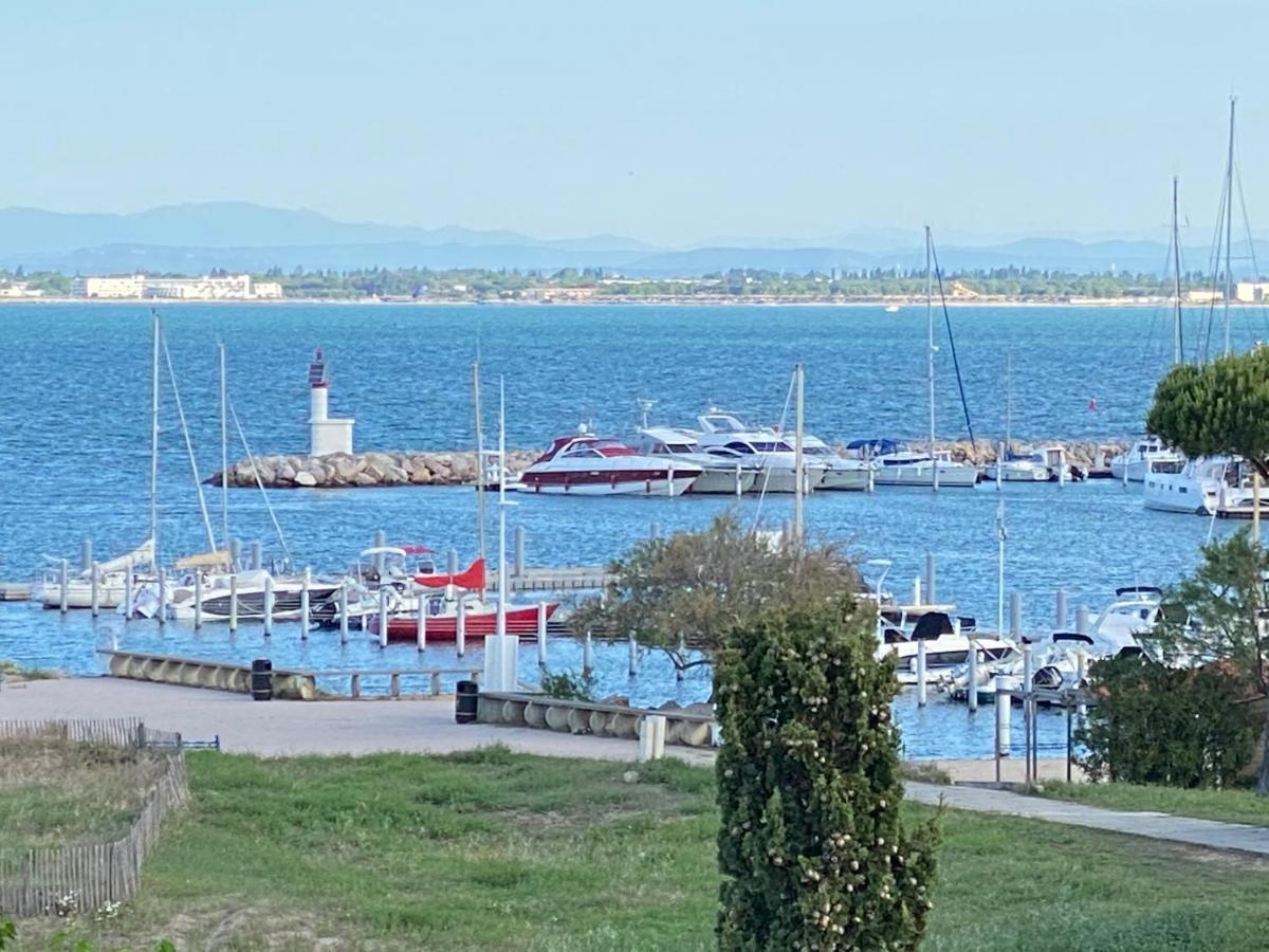 Studio front de mer avec vue mer panoramique ! Le Grau-du-Roi Extérieur photo