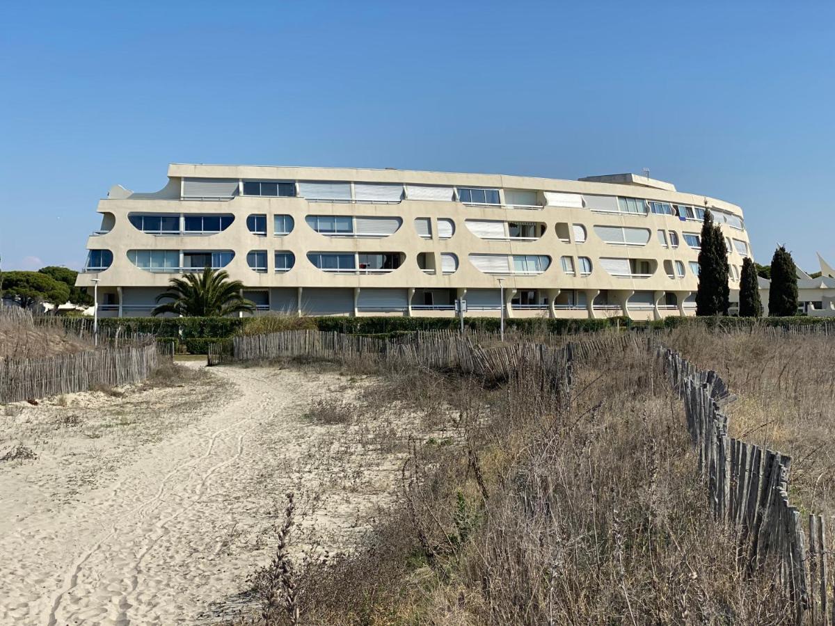 Studio front de mer avec vue mer panoramique ! Le Grau-du-Roi Extérieur photo